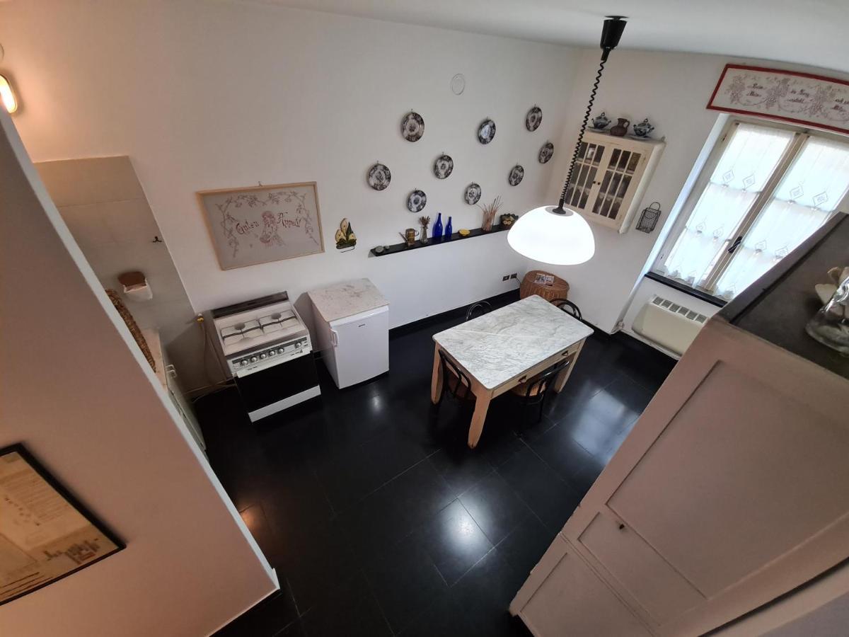 Mansarda A Finalborgo - Fascino E Tradizione Appartement Finale Ligure Buitenkant foto